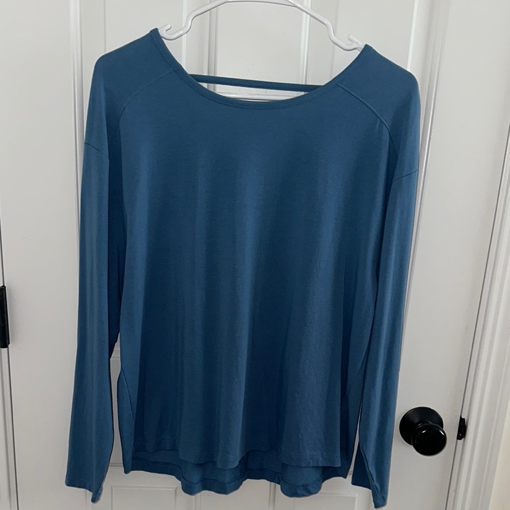 Women's Blue Long Sleeve Active Top